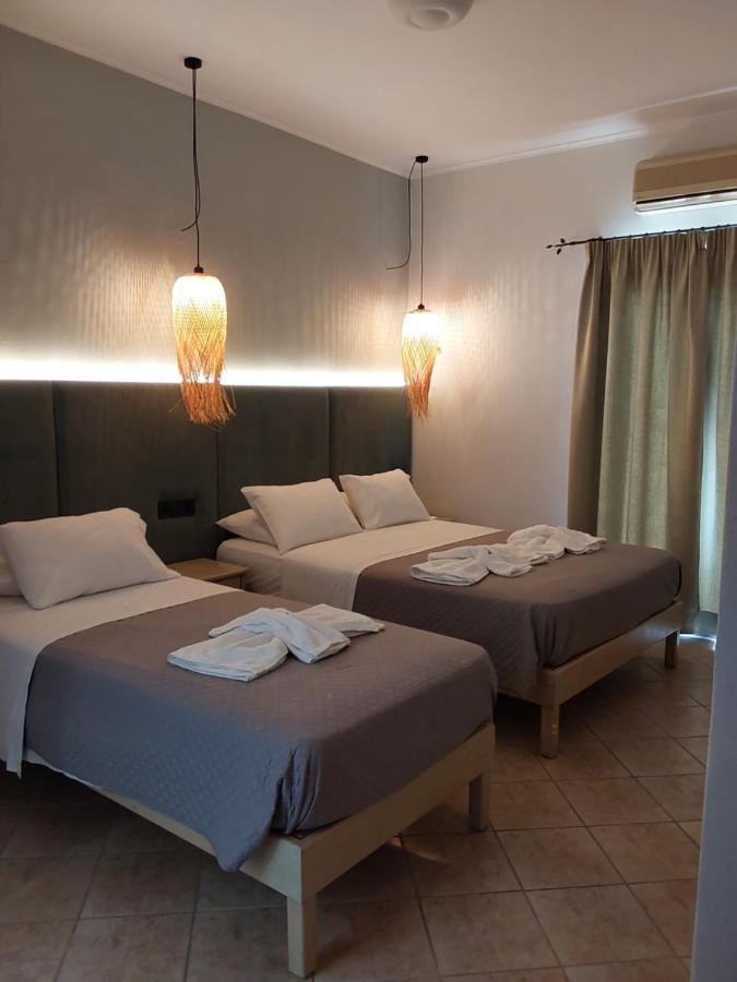 Ninos On The Beach Hotel Roda  Exterior foto