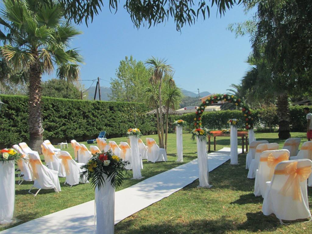 Ninos On The Beach Hotel Roda  Exterior foto
