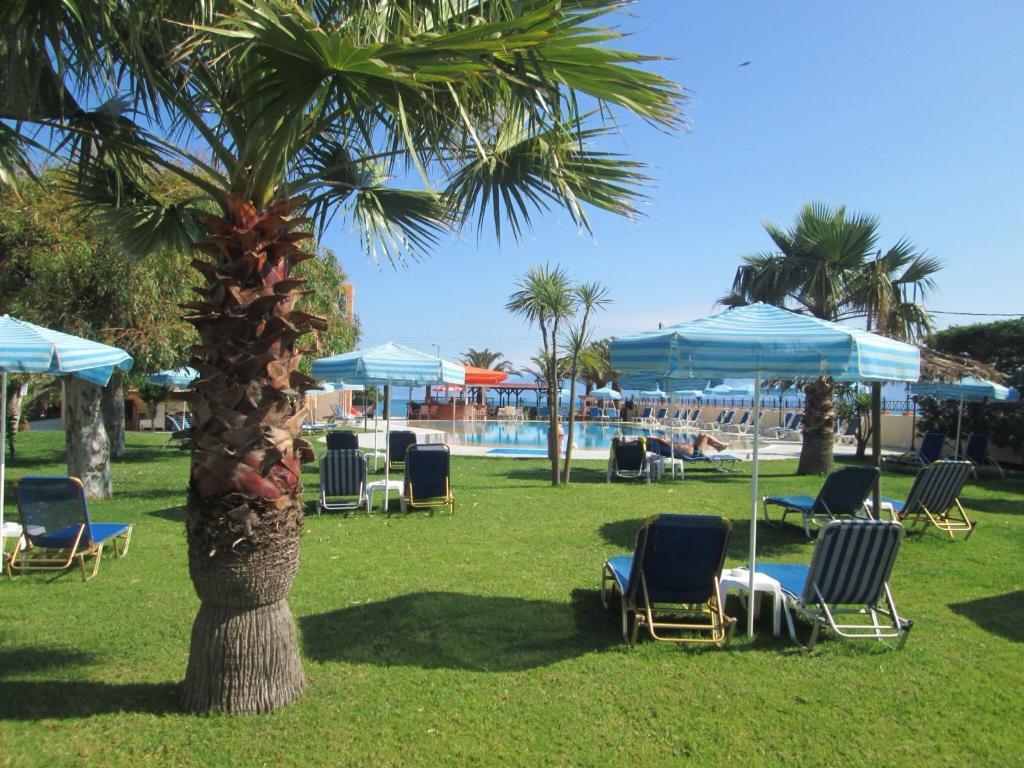 Ninos On The Beach Hotel Roda  Exterior foto