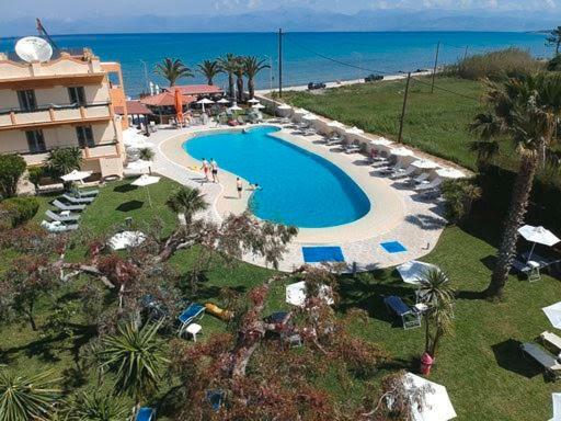 Ninos On The Beach Hotel Roda  Exterior foto
